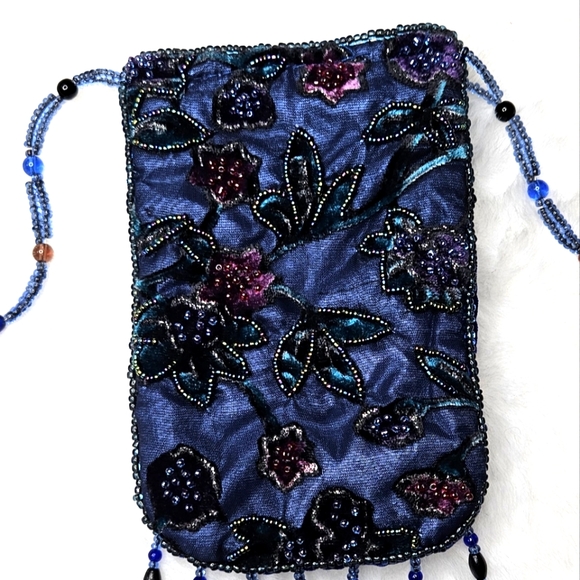 90s VTG Velvet Beaded Bag - Picture 3 of 7